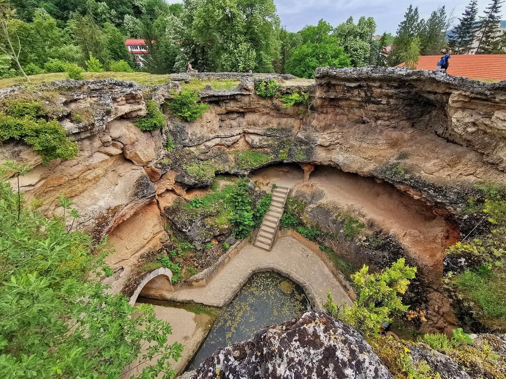 Dacian Fortresses and Roman Baths Day Trip from Sibiu — tour cover image