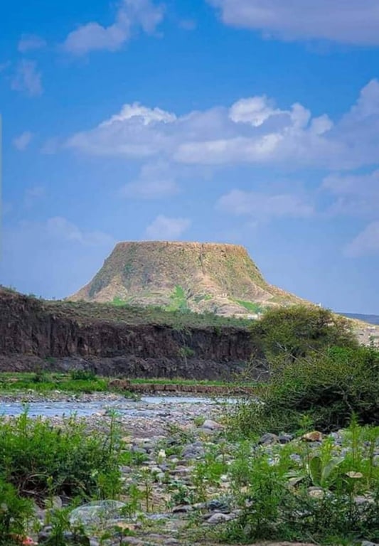 Huge Crater Resembles Tree Sump Yemen — The Dhamar Crater