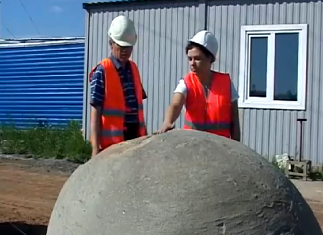 Jurassic Pearl Example Out Of Limits Mine Russia — Siberia's Jurassic Pearls