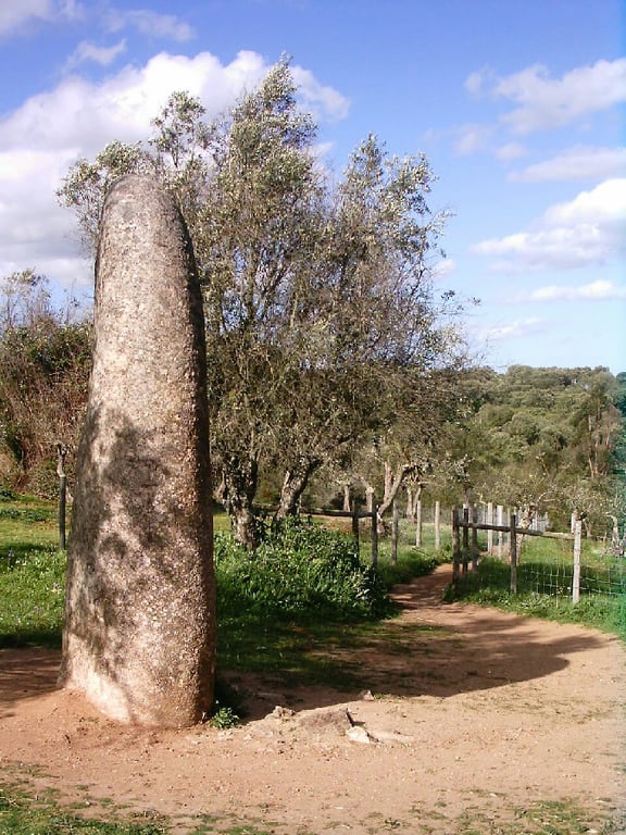 Menir Dos Almendres Evora 2 151 Wm 750879 — Menir dos Almendres