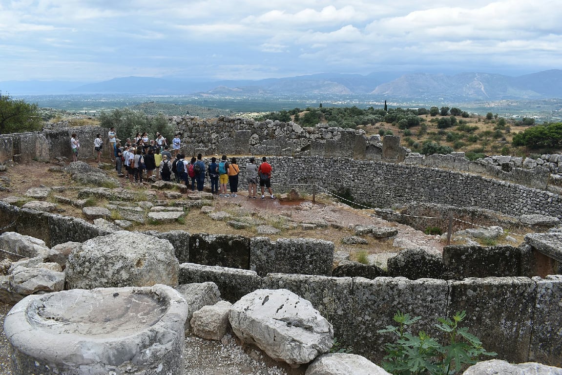 Mycenae Archaeological Site Interior Remains 140 Wm 112151935 — Mycenae Archaeological Site