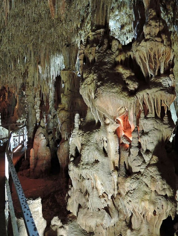 Petralona Cave Formations Interior 141 Wm 33472205 — Petralona Cave