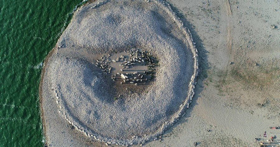Spains Dolmen Of Guadalperal — Dolmen of Guadalperal