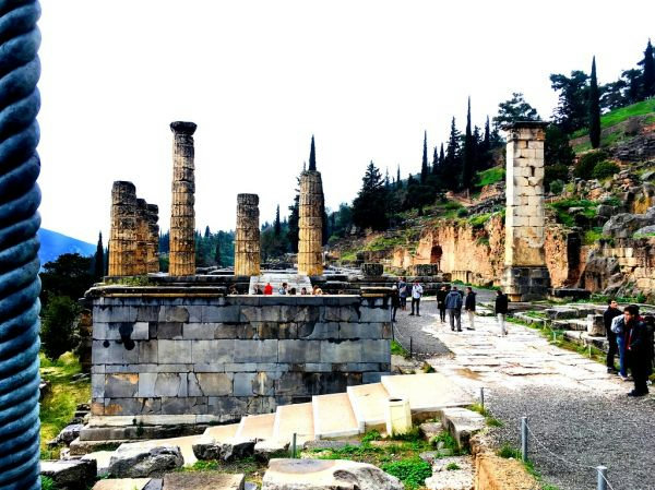 Temple Of Apollo At Delphi 137 Ov 48lc9z — Temple of Apollo at Delphi