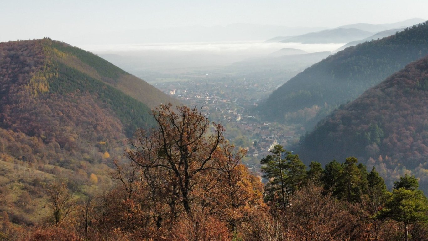 Top Of Tilisca Andient Site — Day 3, Dacian Archaeology