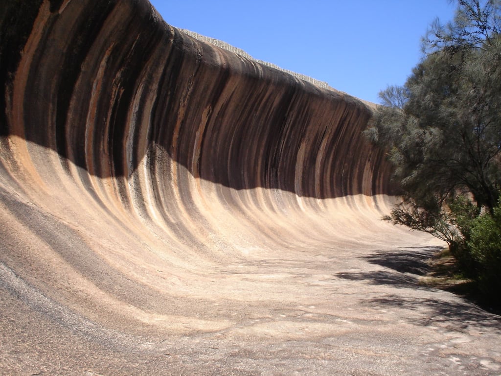 Wave Impression Lightning Creates Wave Rock — Wave Rock Australia
