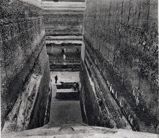 Zawyet El Aryan Entrance — Unfinished Pyramid of Zawyet El Aryan