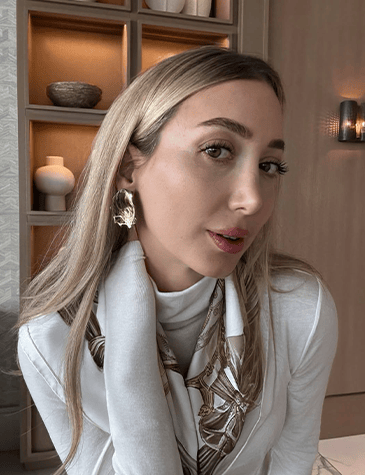 Oyster Earrings in Bronze