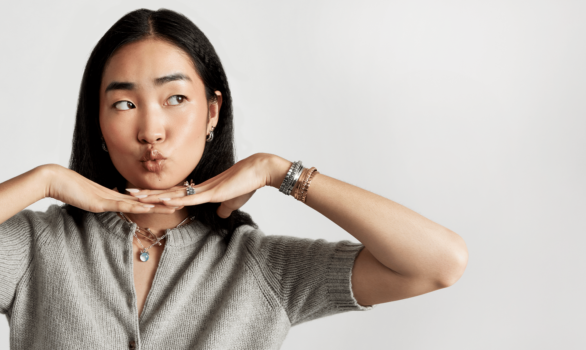 Schema structured everyday jewelry 2026