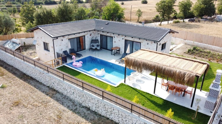 Kiralik-yazlik-villa-villa tomrul (43).jpeg