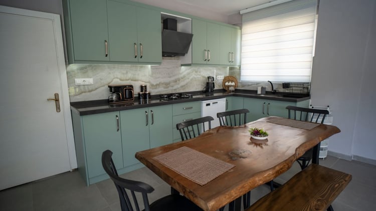 1kiralik-tatil-villasi-villa-meram- (5).jpeg