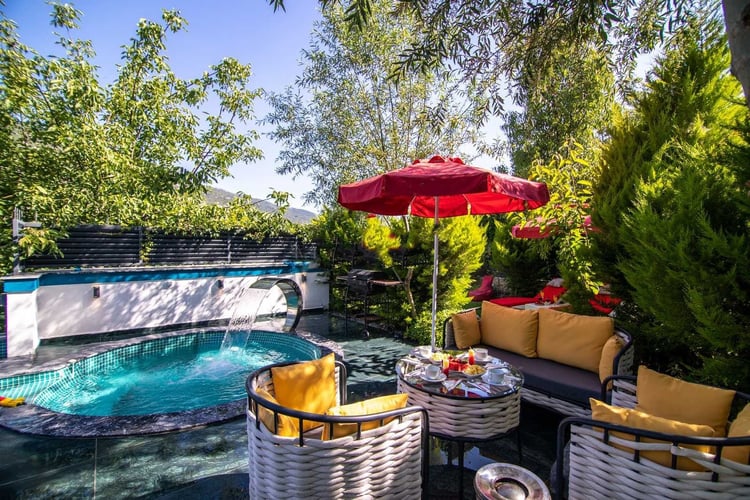 kiralik-jakuzili-villa-villa-rixsos- (10).jpeg