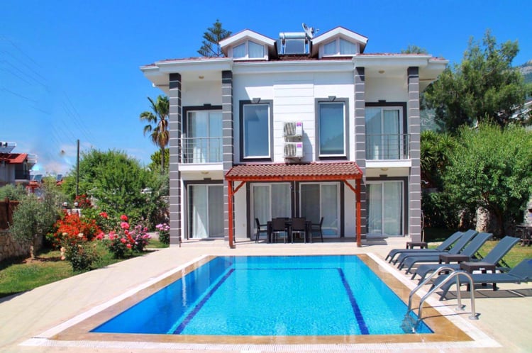 1kiralik-yazlik-villa-villa-zez-a- (4).jpeg