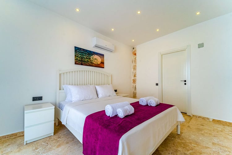 1kiralik-yazlik-villa-villa-orion (26).jpg
