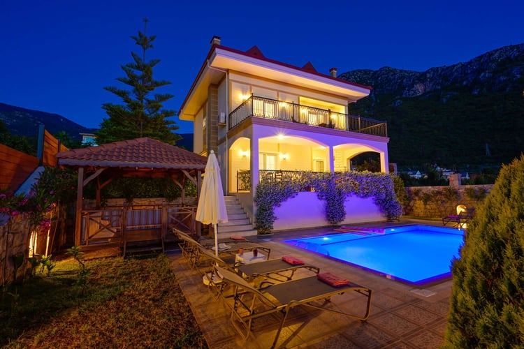 Villa Arokarya