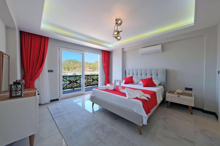 1kiralik-yazlik-villa-villa-halis-22-646d7d58.JPG