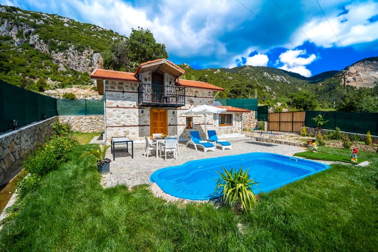 Villa Fountain
