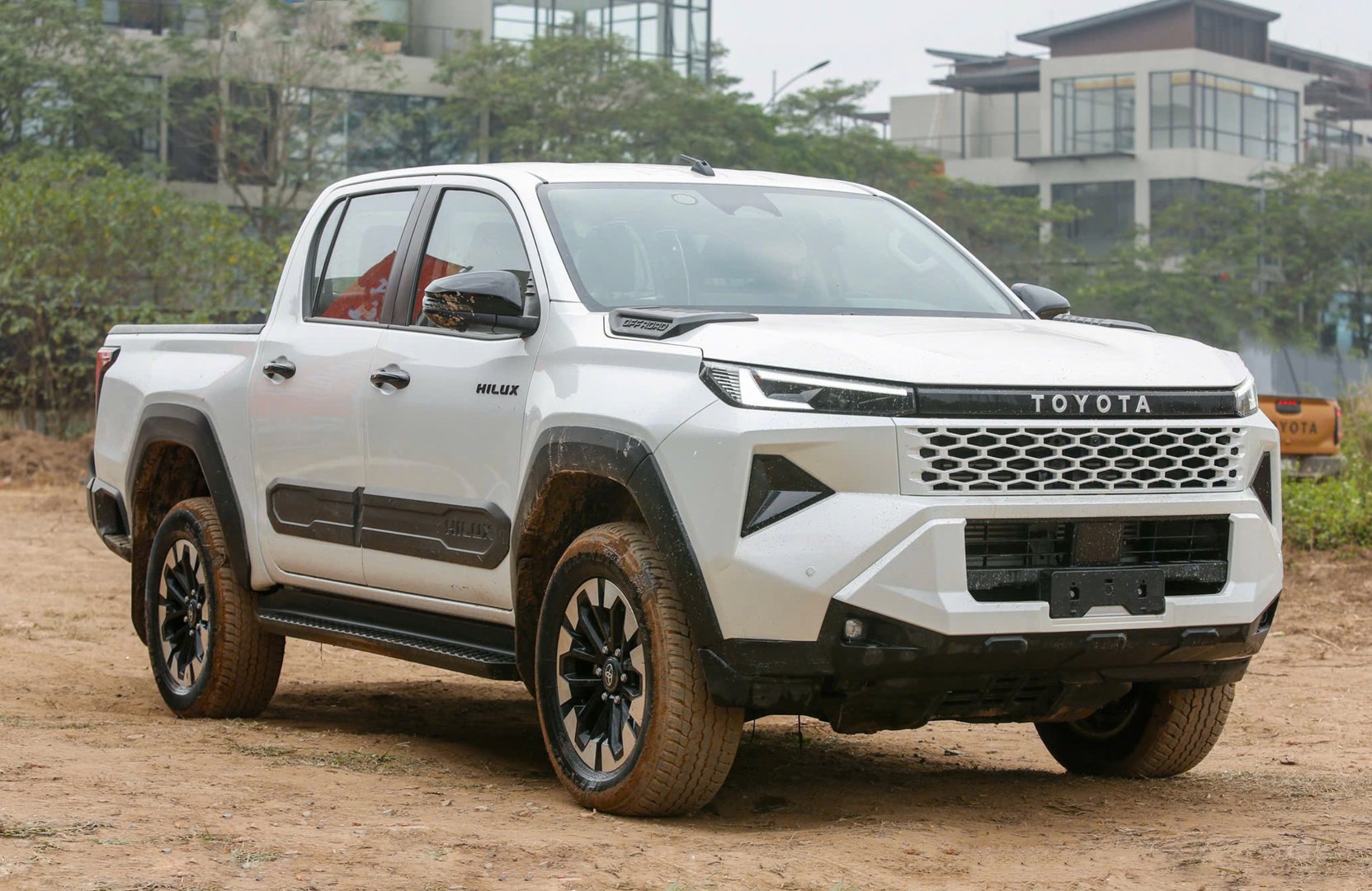 2026 Toyota Hilux Double Cab V 4TREX 2.8L Diesel 4x4 6MT LHD