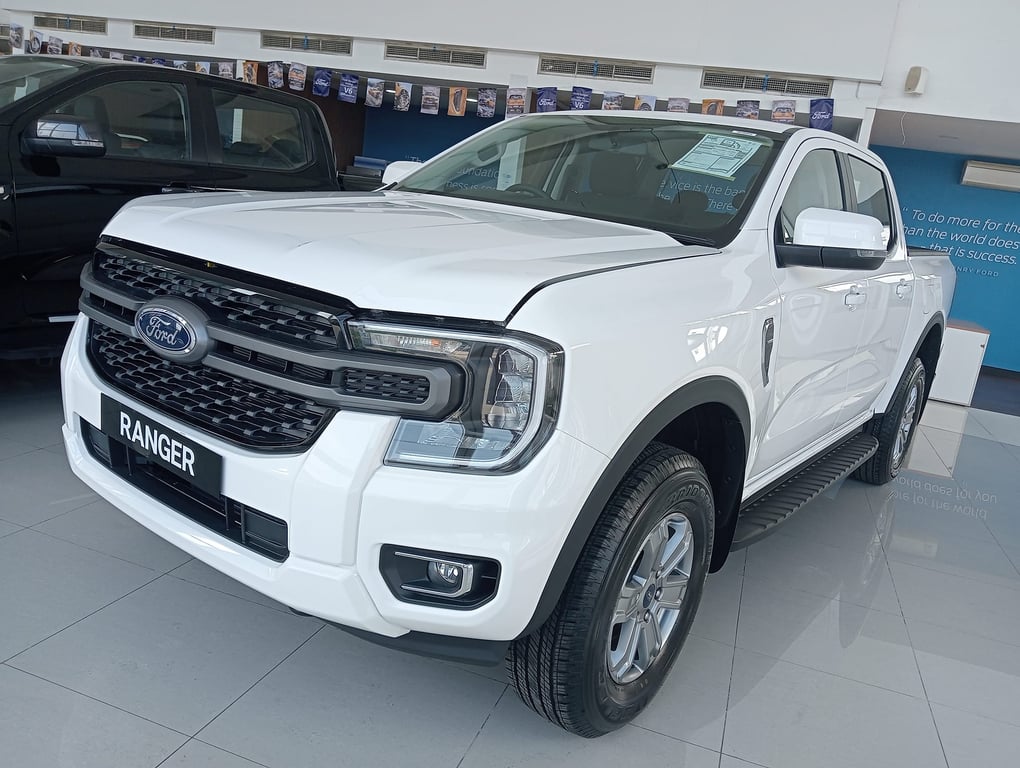 2025 Ford Ranger Double Cab XLS 2.0L Diesel 4x2 6AT RHD