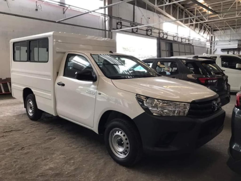 2025 Toyota Hilux Single Cab FX w/ Rear Aircon 2.4L Diesel 4x2 5MT LHD