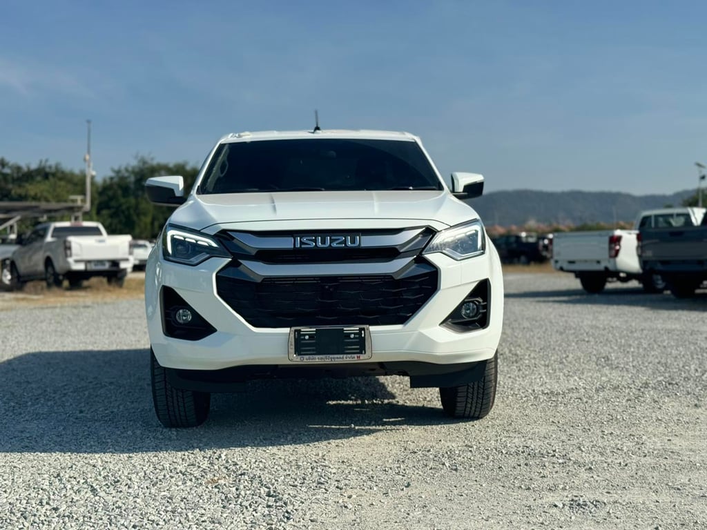 2025 Isuzu D-Max Extra Cab Hi-Lander L 2.2L Diesel 4x2 8AT RHD