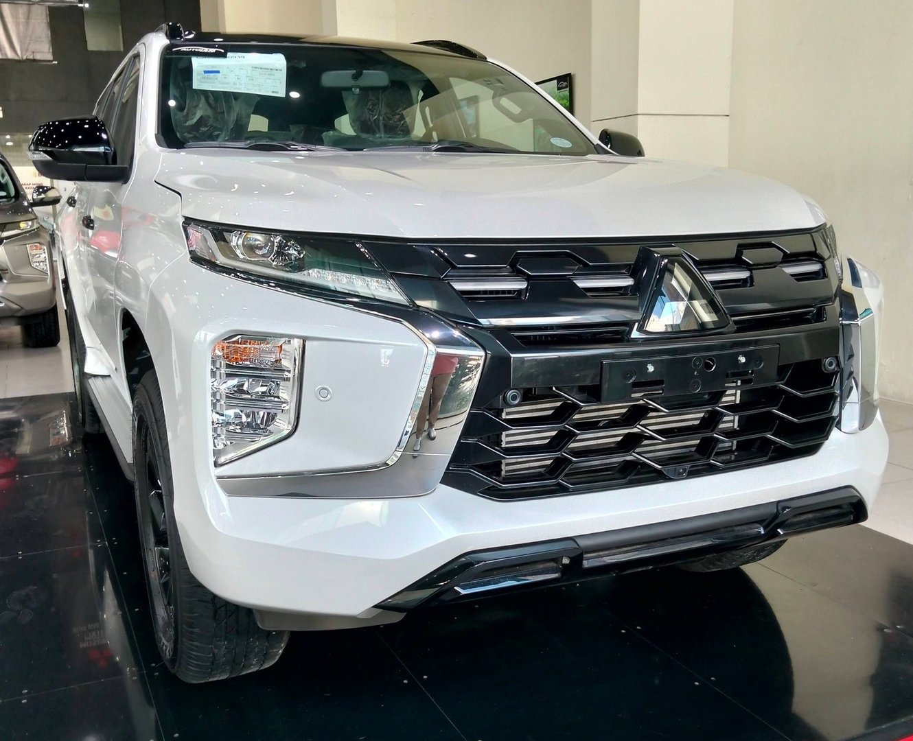 2026 Mitsubishi Montero SUV Sport GLS 2.4L Diesel 4x2 8AT LHD