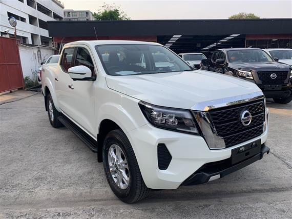 2025 Nissan Navara Double Cab Calibre E 2.3L Diesel 4x2 7AT RHD