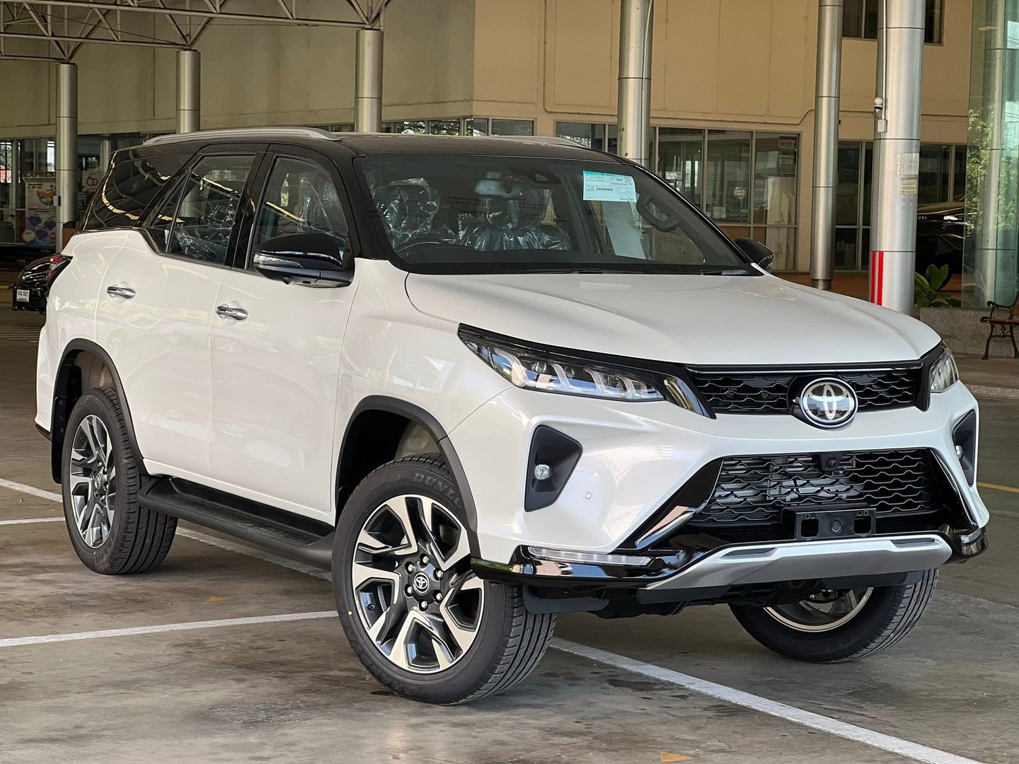 2026 Toyota Fortuner SUV Legender 2.4 Diesel 4x2 6AT RHD