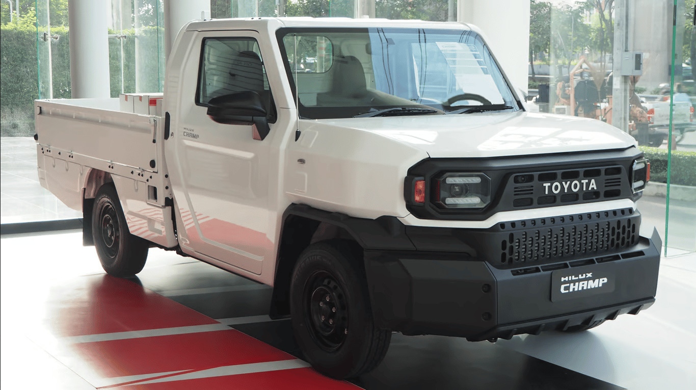 2025 Toyota Hilux Single Cab Tamaraw Dropside (LWB) 2.4L Diesel 2WD 5MT LHD