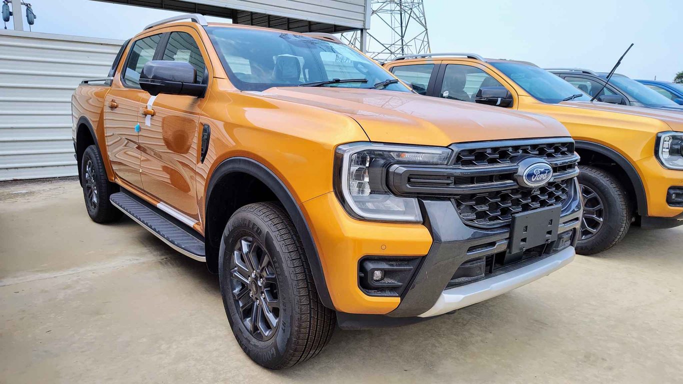 2025 Ford Ranger Double Cab Wildtrak 2.0L Diesel 4x2 10AT RHD