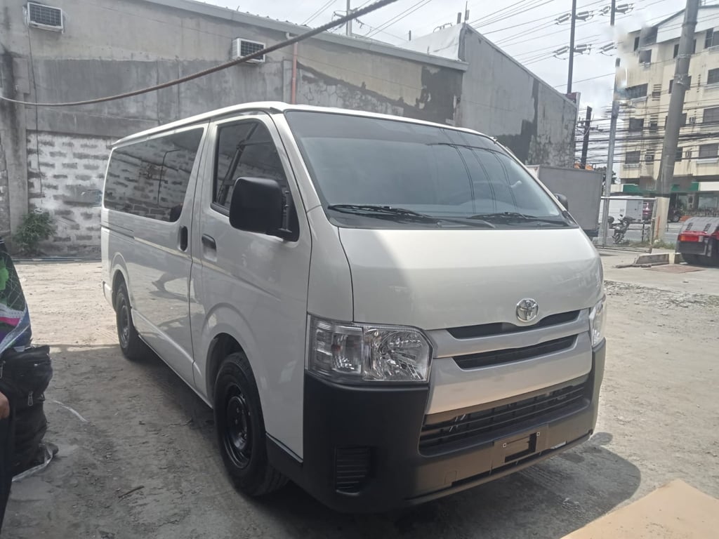 2025 Toyota Hiace Van Cargo 3.0L Diesel 2WD 5MT LHD