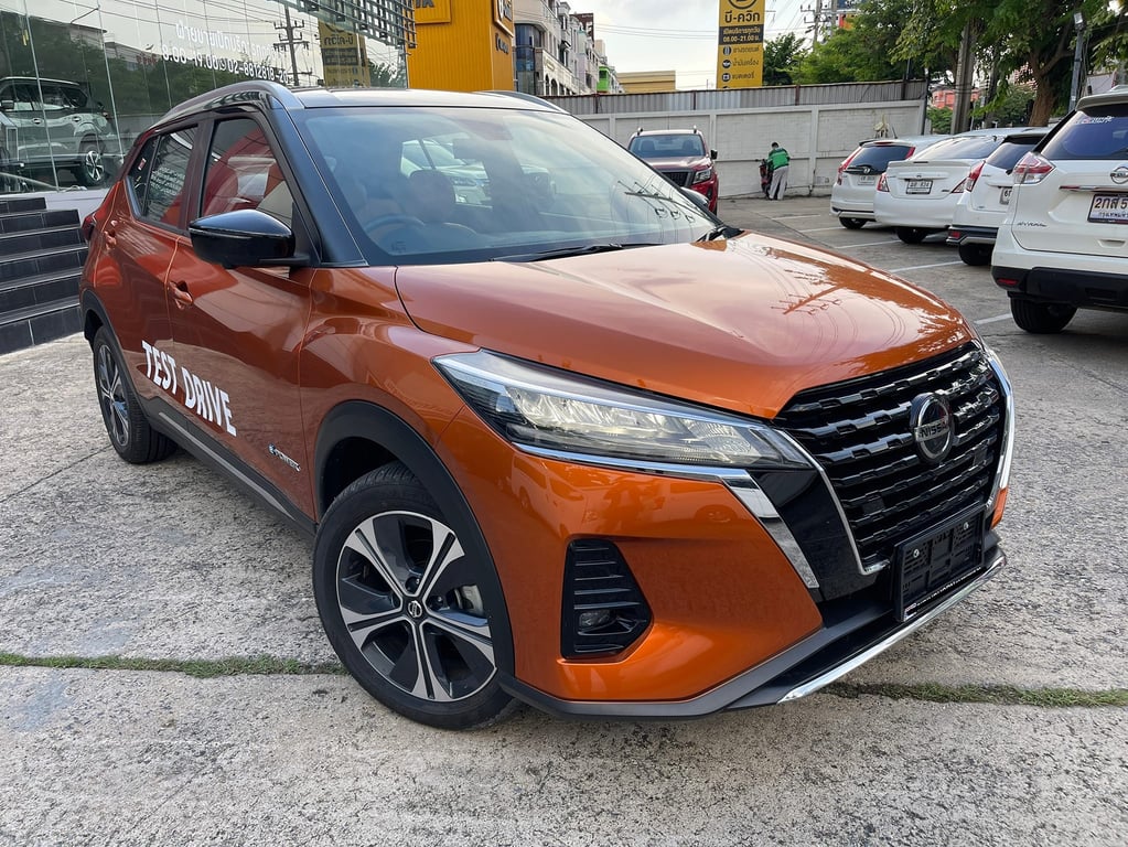 2025 Nissan Kicks SUV E-Power VL Hybrid 1.2L Petrol Hybrid 2WD CVT RHD