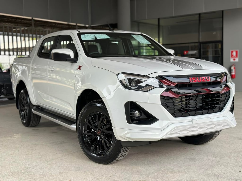 2025 Isuzu D-Max Double Cab X-Series Speed 1.9L Diesel 4x2 6MT RHD