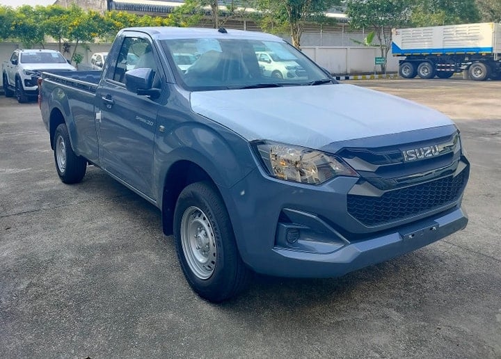 2025 Isuzu D-Max Single Cab Spark S 3.0L Diesel 4x2 6AT RHD