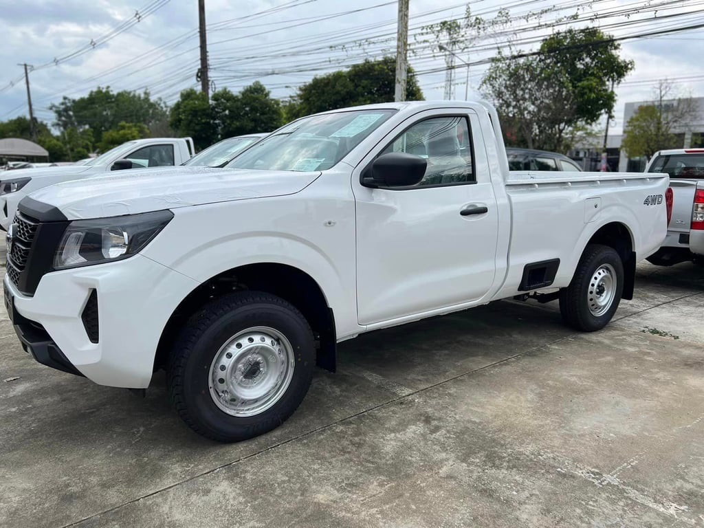 2025 Nissan Navara Single Cab SL 2.5L Diesel 4x4 6MT RHD
