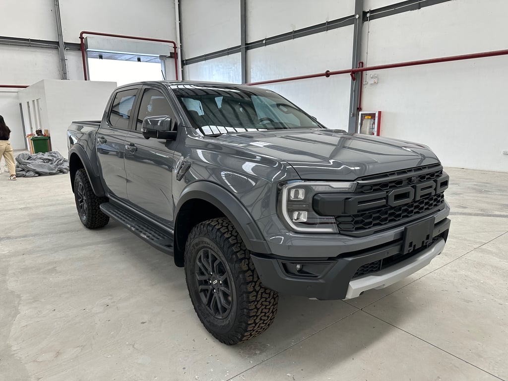 2025 Ford Ranger Double Cab Raptor 2.0L Diesel 4x4 10AT LHD