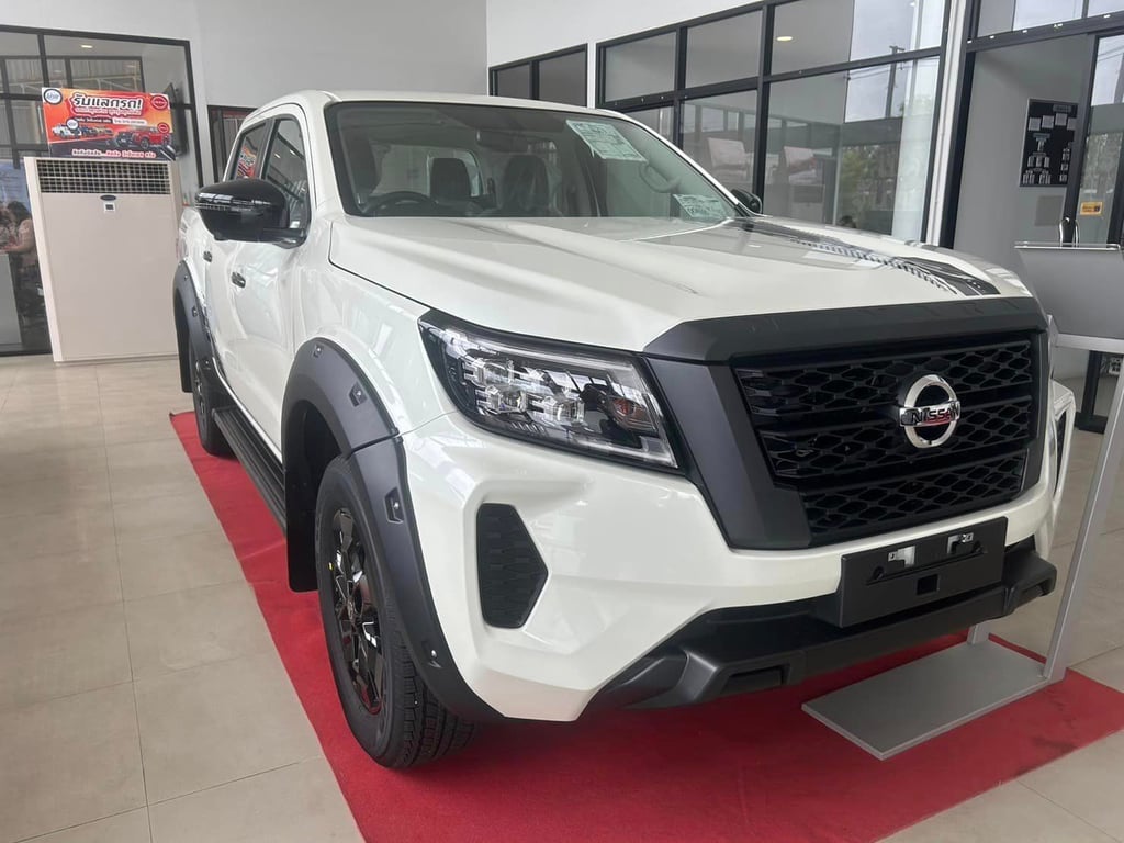 2024 Nissan Navara Calibre E Black Edition