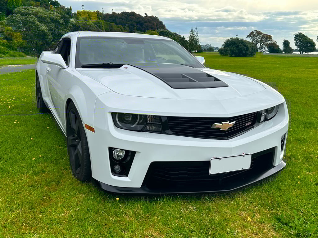 2010 Chevrolet Camaro Coupe SS RS (2SS Package) 6.2L L99 400HP 6.2L Petrol RWD 6AT LHD