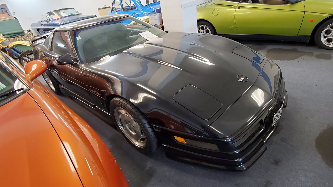 1992 Chevrolet Corvette Coupe C4 Coupe LT1 5.7 Petrol Rear 4AT LHD