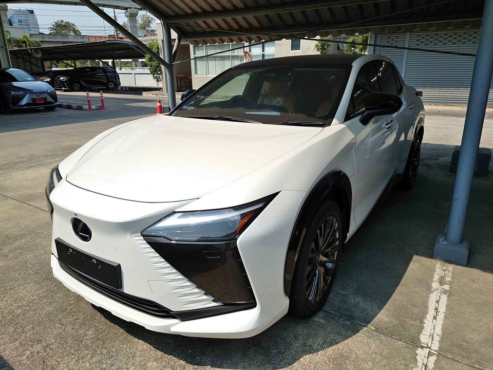 2025 Lexus RZ SUV 450e 230 Kw EV AWD ECVT LHD