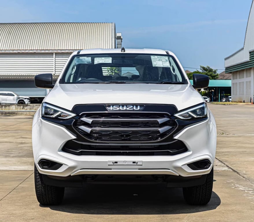 2025 Isuzu MU-X SUV Active 2.2L Diesel 4x2 8AT RHD
