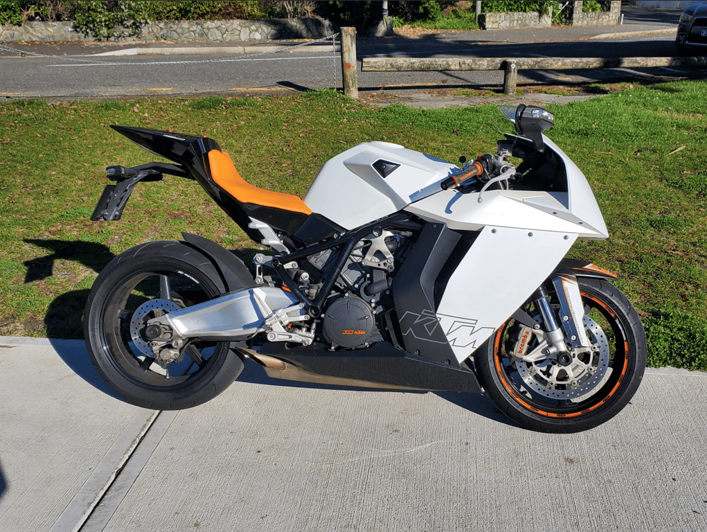 2009 KTM RC 8
