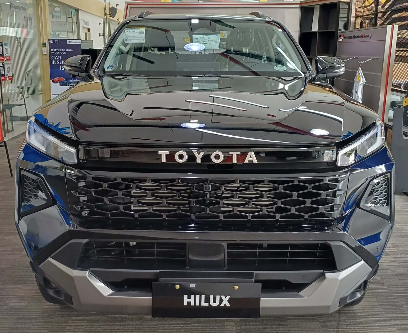 2026 Toyota Hilux Double Cab Conquest 4TREX 2.8L Diesel 4x4 6AT LHD
