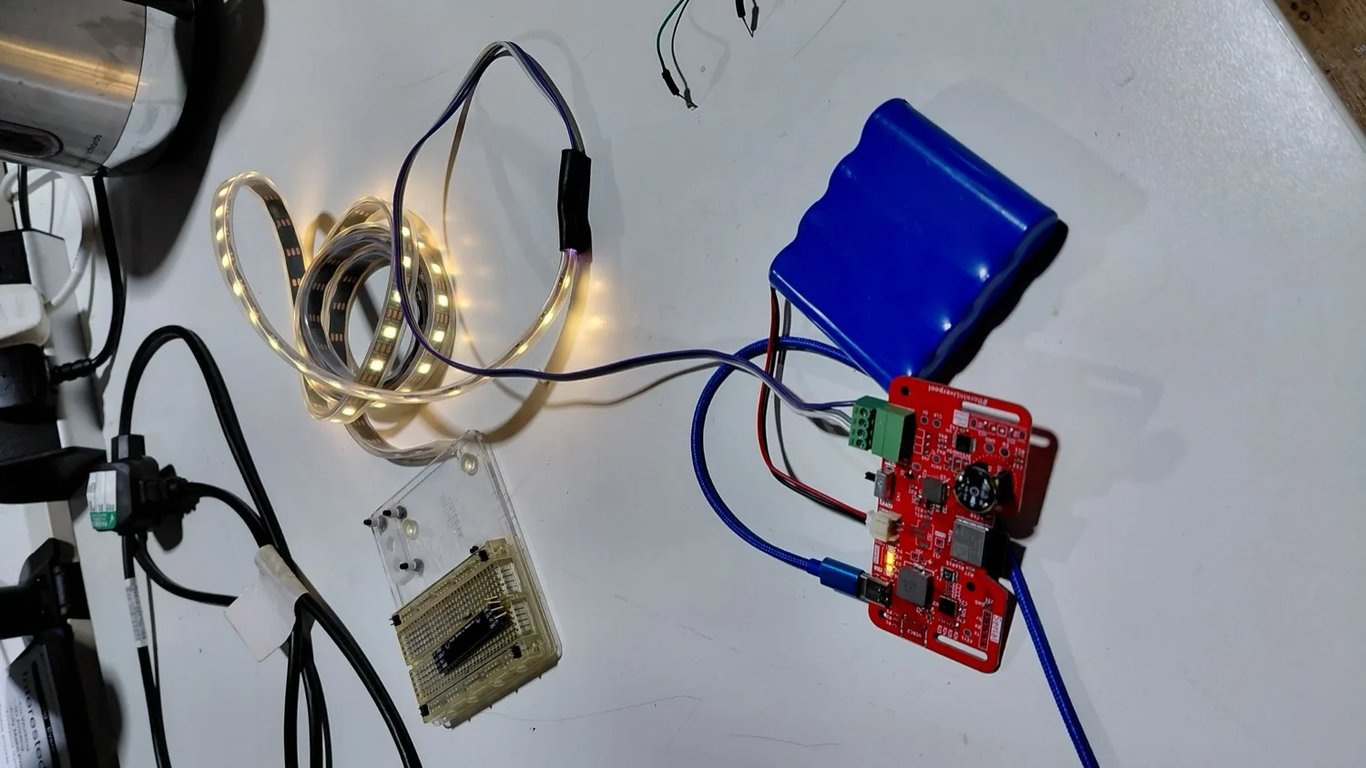 LED Blink - Hardware project screenshot showing the interface