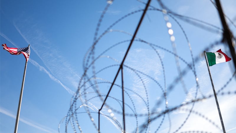 Pentagon Reportedly Deploying 1,500 Active Duty Troops To US-Mexico Border Pentagon Reportedly Deploying 1,500 Active Duty Troops To US-Mexico Border