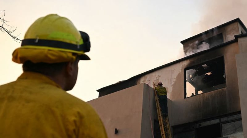 Looters in LA Disguising Selves as Fake Fire Department, Utility Workers, Says Security Firm Owner