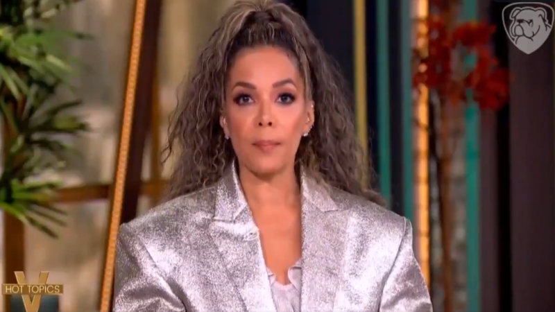 Sunny Hostin Forced To Read ANOTHER Legal Notice On “The View”
