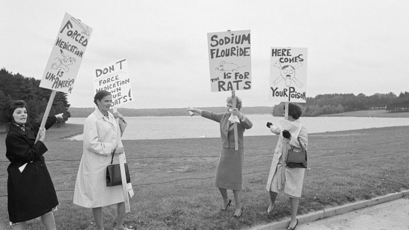 US Towns Suspend Water Fluoridation