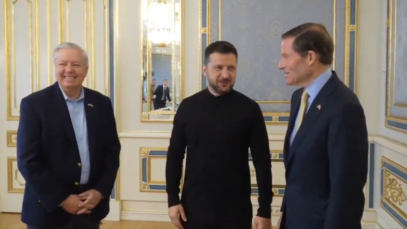 Senators Lindsey Graham (R) & Richard Blumenthal (D) Threaten Russia, China Following Meeting With Ukrainian President Zelensky