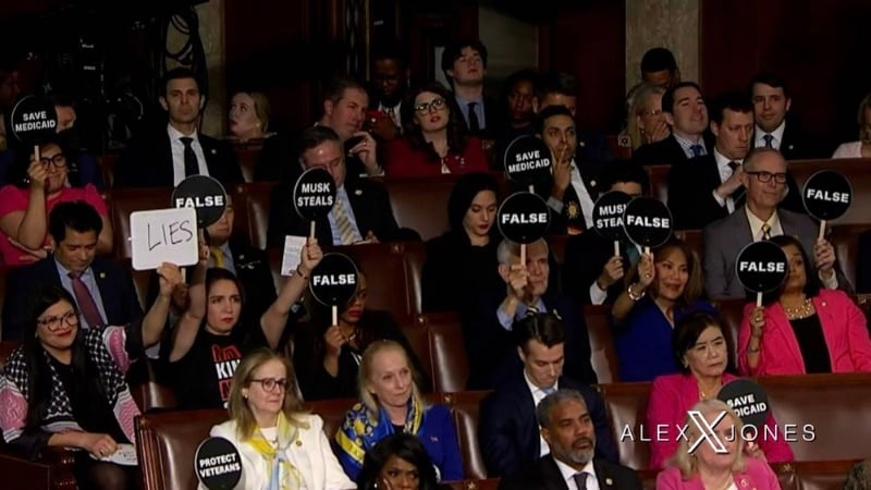 MASKS OFF: Democrats Show Themselves As The Evil Scum They Are During Trump’s Address To Congress By Refusing To Acknowledge Anything As Objectively Good